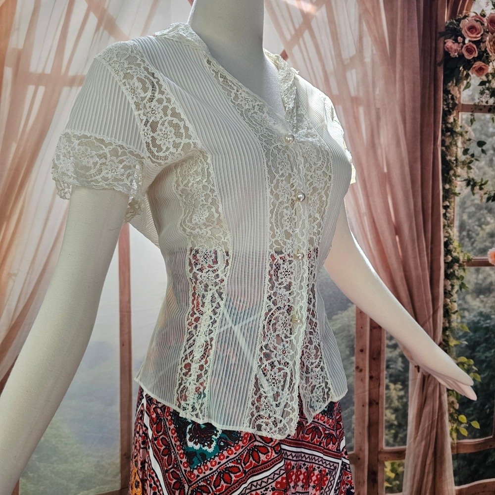Vintage 1960's Jami Originals Ivory Lace Blouse Pearl Button Short Sleeve Top - Picture 11 of 14